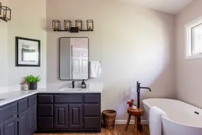 Private Trailside Retreat/2 King Suites/Creek View - Image 4