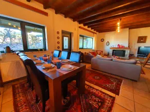 Residence with unlimited views of Eptalofos - Image 4