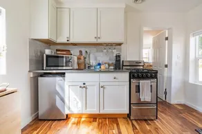 Ballard Gem | Cozy 1BR Retreat Steps to Dining - Image 4