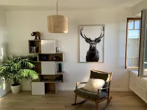 Elegant and spacious 3 rooms - Image 2