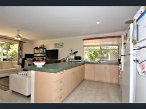 Relax in Moore River - Walk to the Beach - Image 2