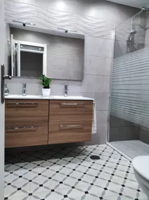 David's house - Image 4