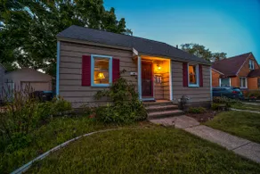 Pet Friendly Home Near Pere Marquette! - Image 2
