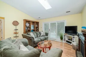 Family Entertainment Beach House, Hot tub, Nature Park, Fire pit, Pizza Oven - Image 3