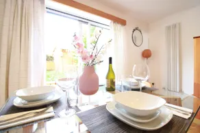 Cheerful Two-Bedroom Residential Home - Image 4