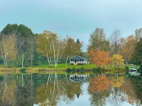 Escanaba River Modern Retreat • 10 Min to Town - Image 2