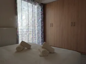 Central & Comfortable, with Acropolis view - Image 4