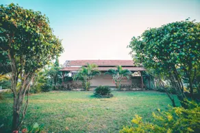 Cheerful 3 bedroom villa with pool and 2 gardens - Image 2