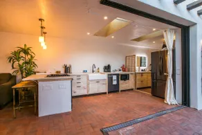 Artisan Casita, Near Old Town, Fully Stocked! - Image 2