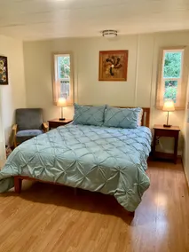 Farm and Country Getaway- Fleetwood Cabin - Image 3