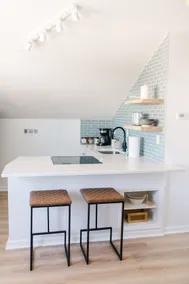 THE LOFT - 1 Block to beach with office space - Image 5