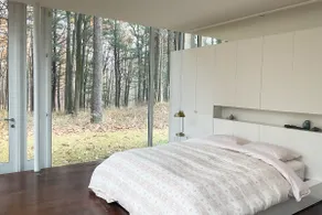 Modern Glass House - Image 5