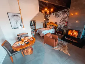 Cottage with Two Baths. Fireplace and Barbecue - Image 5