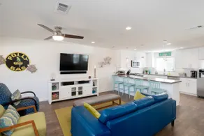 326 San Luis - Image 2