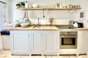 Romantic Cottage for Two - Cromer Courtyard - Image 3
