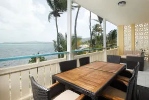Beach & Oceanfront, Modern 2BR, King Size Beds / 2BA Condo at the Ocean's Edge - Image 3