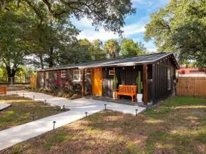 Entire residential home in the heart of Tampa - Image 2