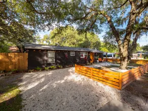 Entire residential home in the heart of Tampa - Image 4