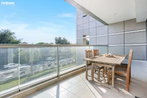 Modern Sports City Apt | Pet Friendly + Balcony - Image 4