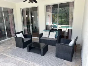 Cheerful 4 Bed, 3 Bath Home with Screened Pool - Image 3