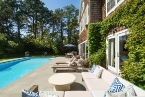 Luxury Hamptons Poolside Paradise w/ Outdoor Sauna - Image 5