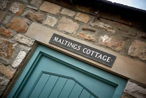 2 bedroom accommodation in Barnard Castle - Image 2