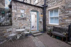 2 bedroom accommodation in Barnard Castle - Image 3