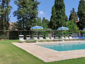 Agradable apartamento con barbacoa, piscina y jardín - Image 2