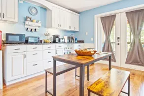 Modern, Clean, Cute Private Apartment close to OU! - Image 2