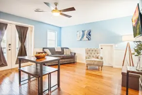 Modern, Clean, Cute Private Apartment close to OU! - Image 3