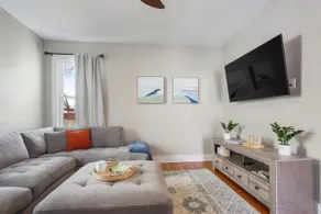 Cheerful 4 bedroom close to historical/sport sites - Image 4