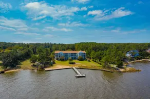 Sun Kissed Cove - Updated Waterfront Condo! - Image 3
