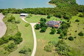 Luxury 5 Acre Private Estate on Lake Ray Roberts - Image 5