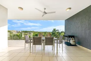 'Pearl Paradise' A Tropical Oasis with Ocean Views - Image 4