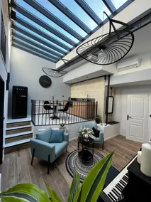 ”EntreNous-Le DuBellay” Romantic Loft - Image 3