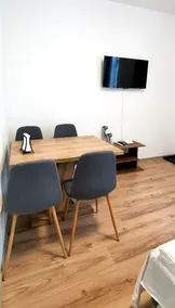 Bacher Apartment - Image 3