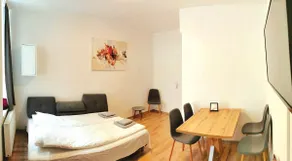 Bacher Apartment - Image 5