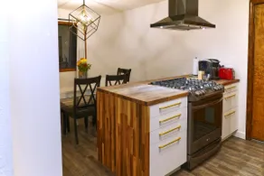 Cozy 3 Bedroom King Suite 7 min to Downtown CdA! - Image 4