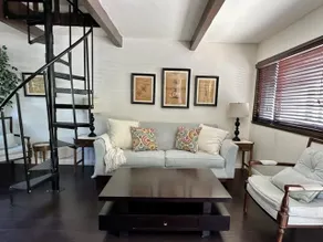 Lovely 2 bdrm+loft vacation home,view,hiking trail - Image 2