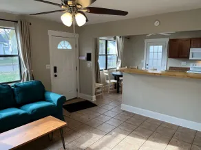 Park Ave 3 Bedroom House walk to Bike Trail - Image 3