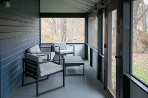 Charming 2-bd farmhouse near hiking + more - Image 4