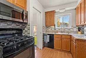Ferndale Escape with Finished Basement & Fooseball - Image 4
