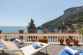 Private Pool & Jacuzzi & Staff 24/7 Villa Don G - Image 4