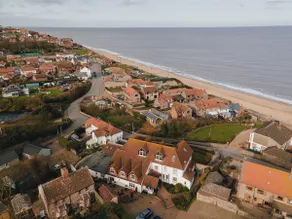 Beautiful spacious property a stones throw from North Norfolk beach - Image 2