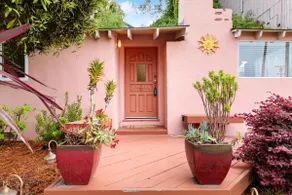 Charming single-story home steps from the beach. - Image 2