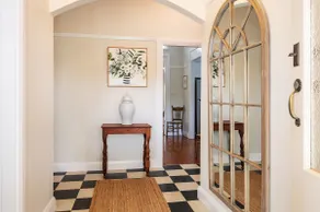 Flora Cottage - central, chic, convenient & cosy - Image 3