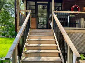Bobcaygeon Resort - Executive Cottage (sleeps 10) - Image 3