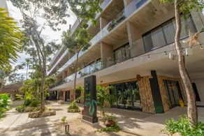 35sqm~TOP Location~AC~Rooftop~Pool~WIFI~Parking - Image 3
