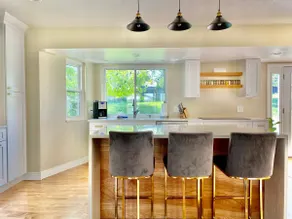 Modern Home near Red Rocks - Image 3