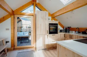 Beavers Lodge. Luxury Property with Hot Tub - Image 5
